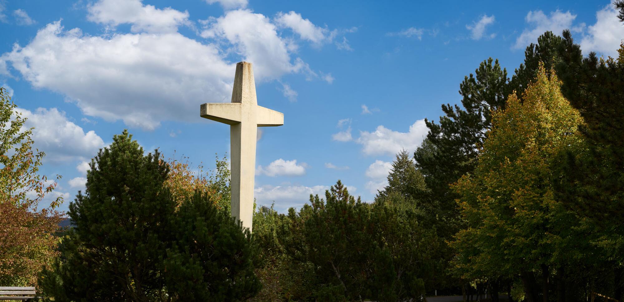 Das Eichsfelder Kreuz an der ehemaligen innerdeutschen Grenze, heute Grünes Band